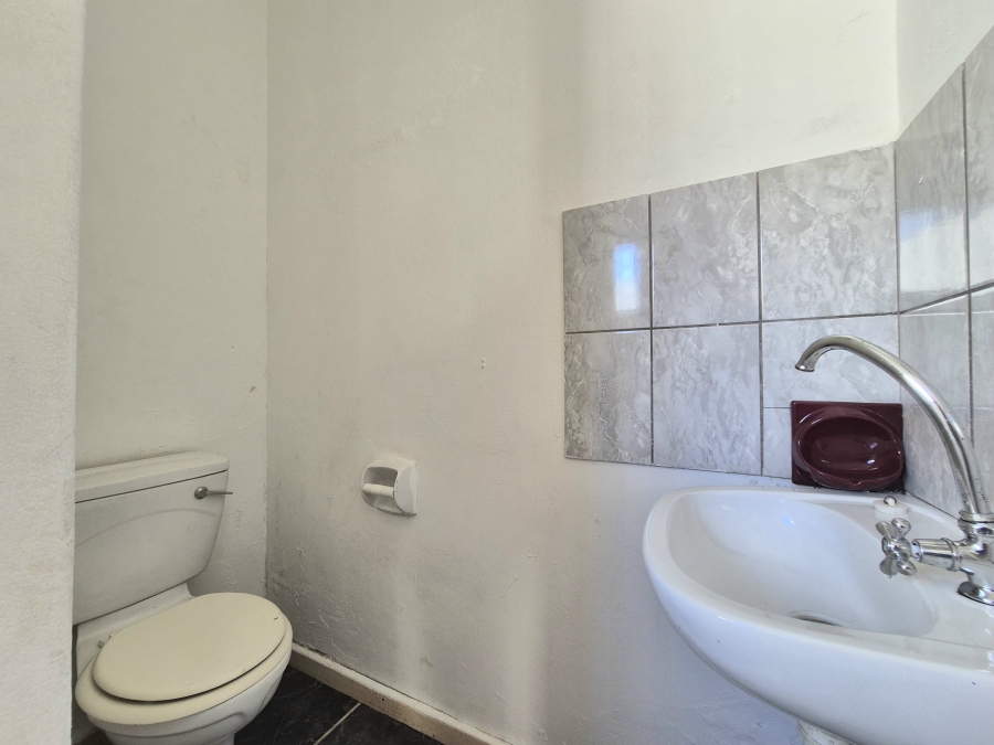 3 Bedroom Property for Sale in Wynberg Western Cape